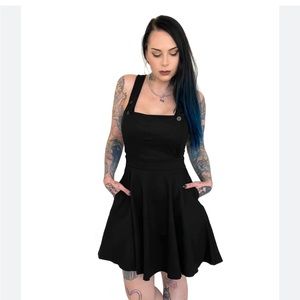 Foxblood Alice pinafore in 3x